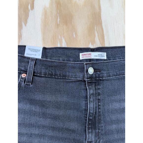 Levi’s Signature Women’s High Rise Denim Shorts Size 26 Black Gray NWT - Picture 7 of 13